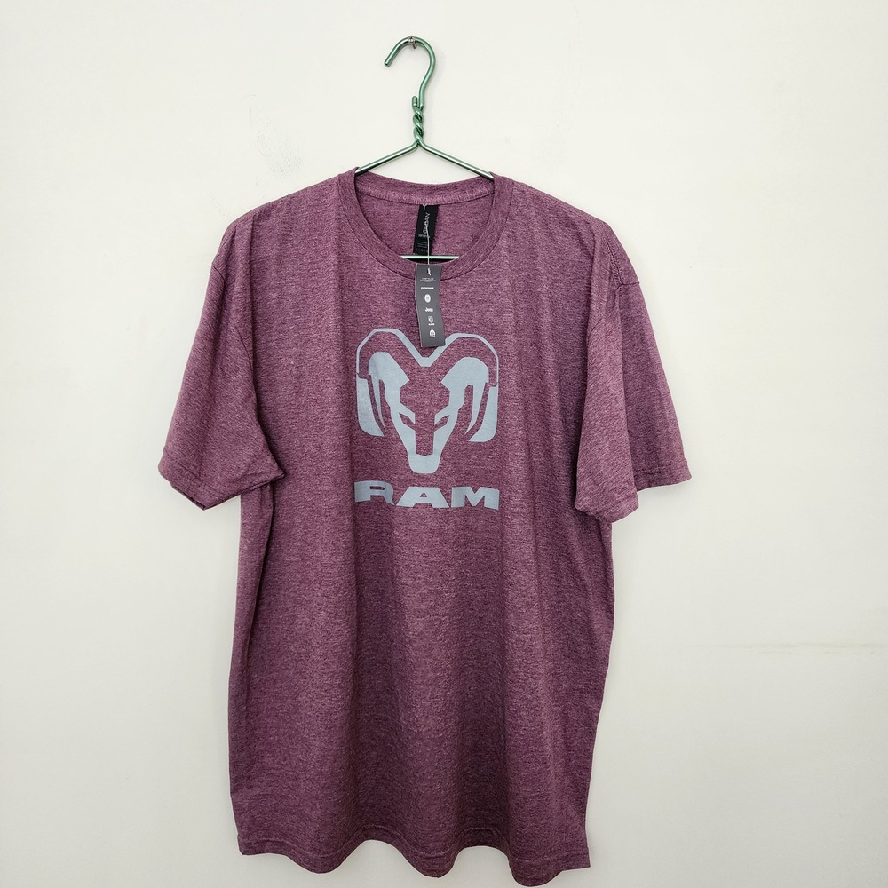 Ram Trucks Logo Graphic T-Shirt Mens XL Heather Maroon Gildan Softstyle New